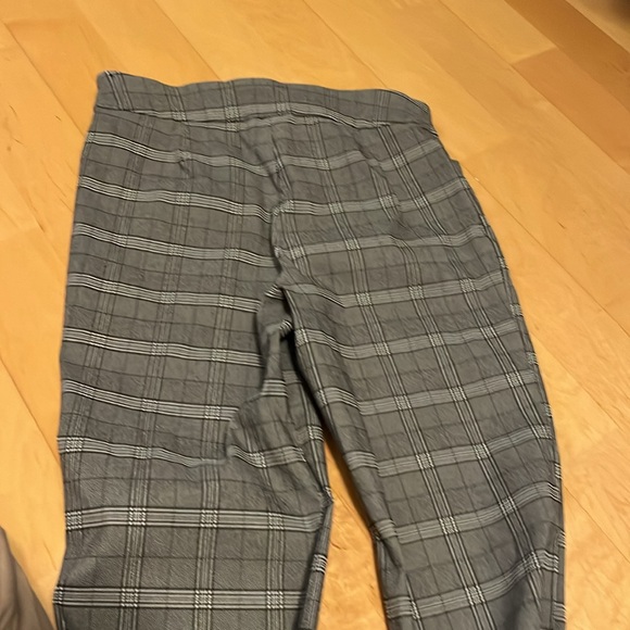 Time and Tru Plaid pull on Black plaid dress pants size L - Picture 5 of 15
